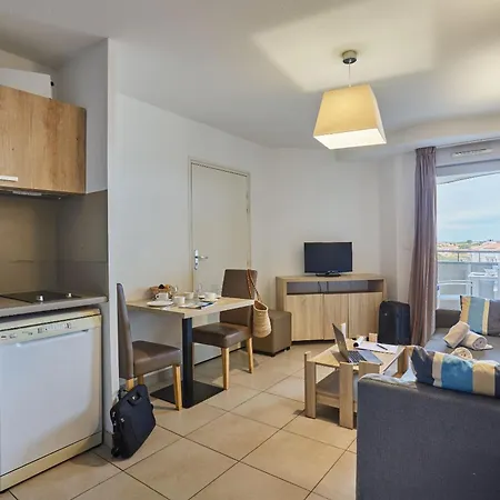 Lejlighedshotel Odalys Le Lotus Blanc 3*