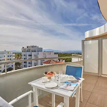 Lejlighedshotel Odalys Le Lotus Blanc Le Barcarès