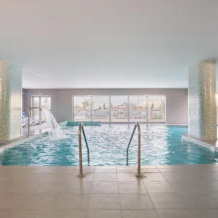 Odalys Le Lotus Blanc Lejlighedshotel Le Barcarès